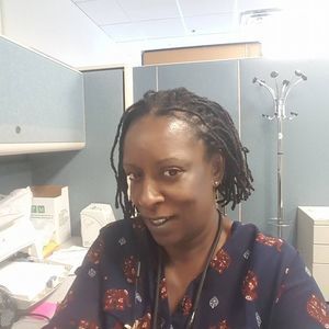 Meet your Posher, Cynthia